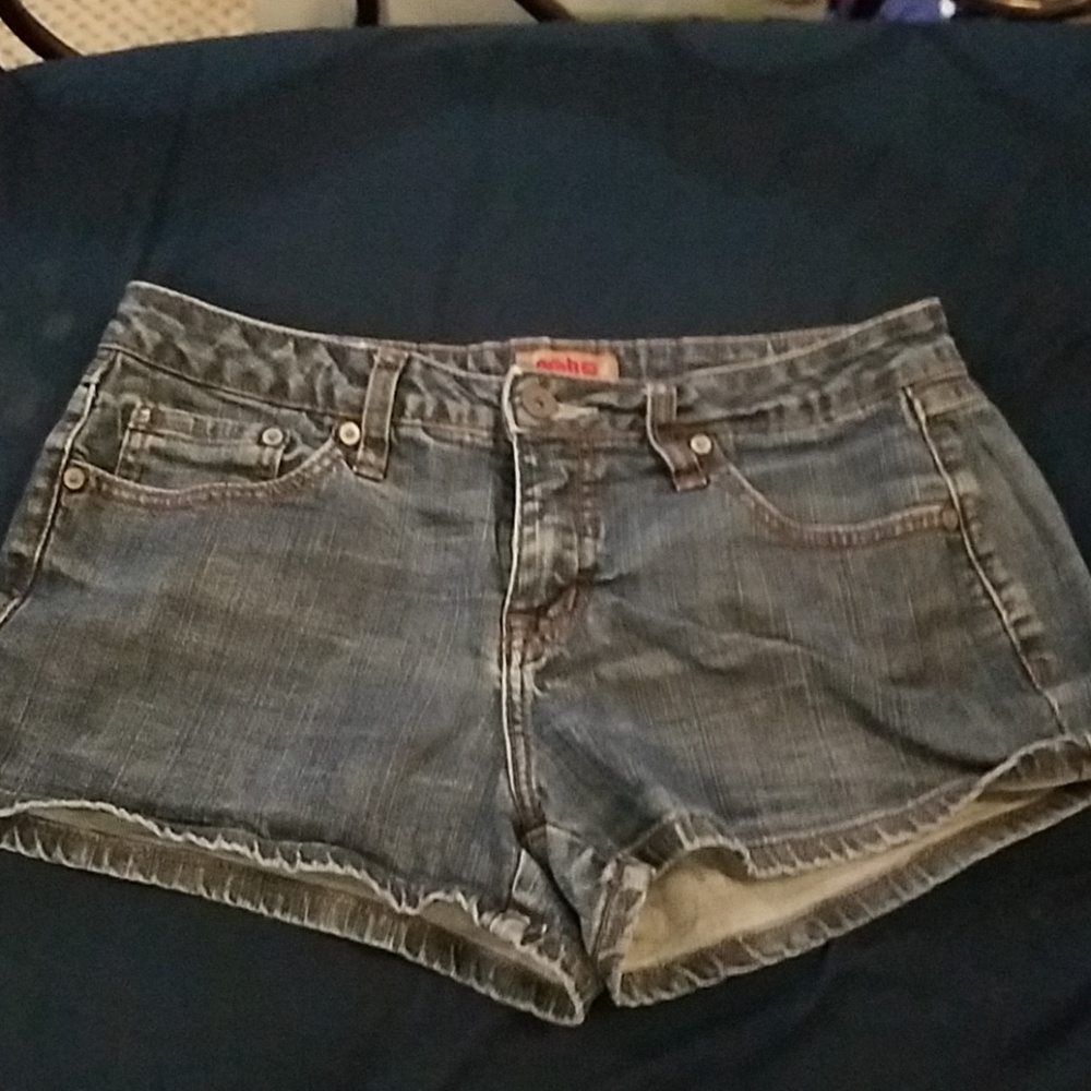 Womens size 11vjean shorts